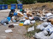 Η ανοιχτή χωματερή γύρω μας που παριστάνουμε ότι δεν την βλέπουμε